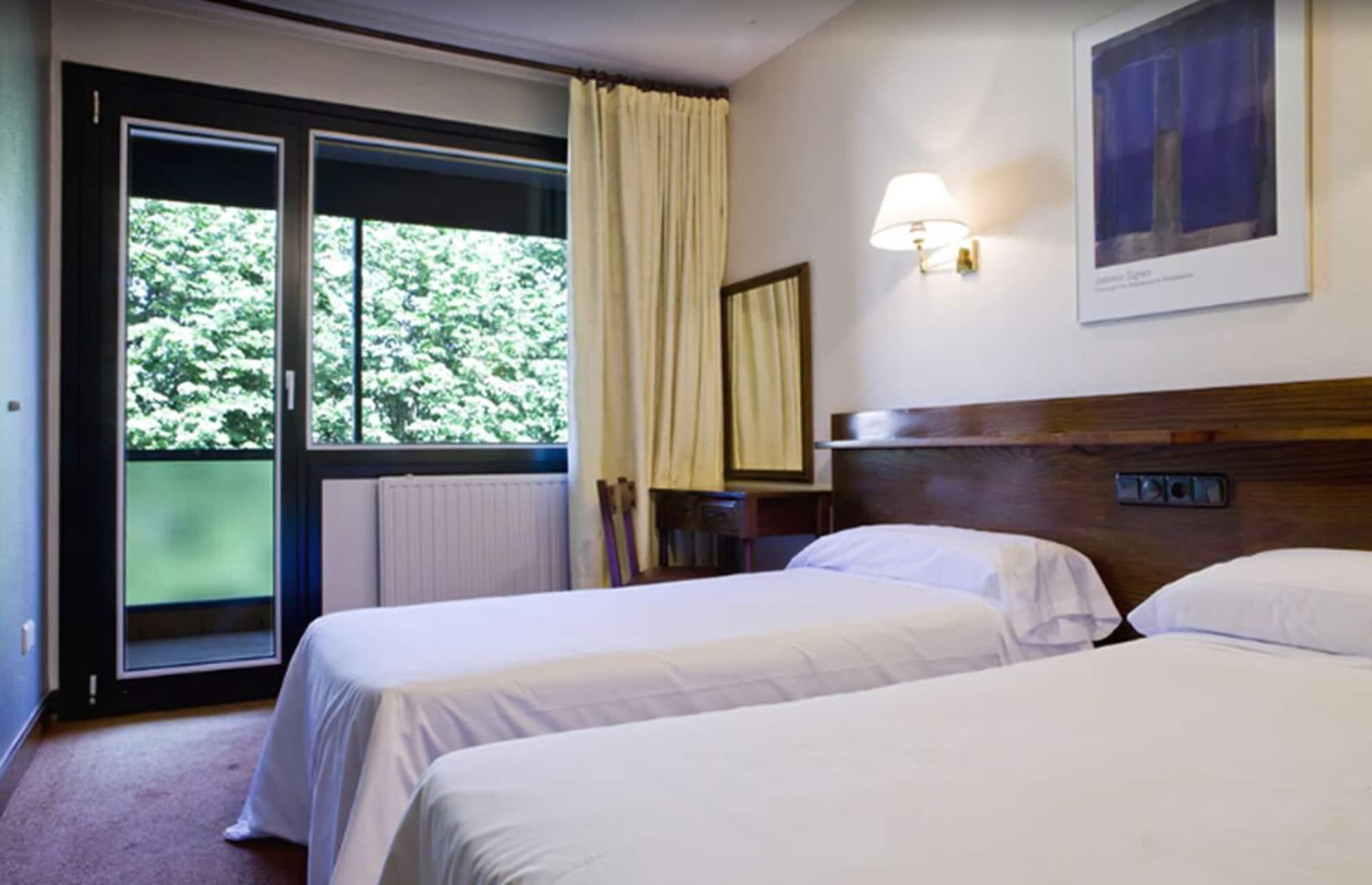 Hotel Ibiltze Lasarte Oria Zewnętrze zdjęcie