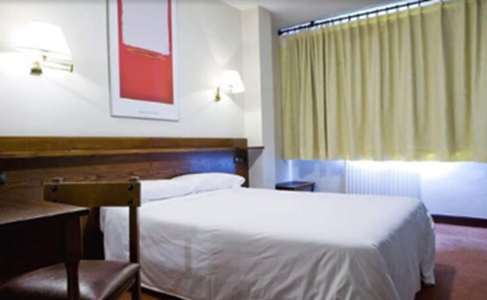Hotel Ibiltze Lasarte Oria Zewnętrze zdjęcie